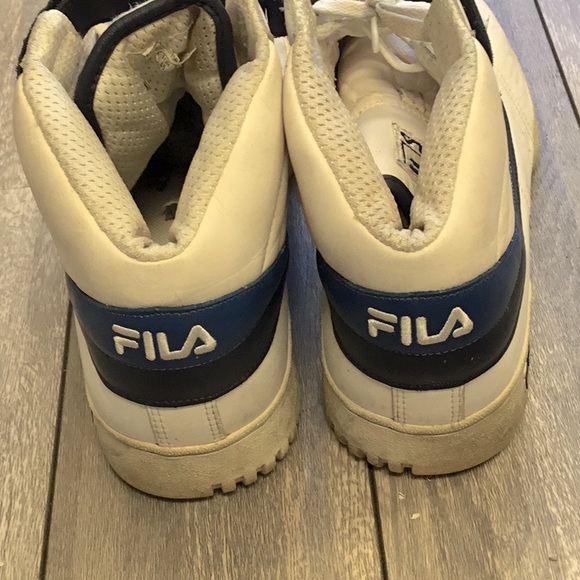 FILA MEN’S VULC 13 MID TOP SNEAKER - Picture 8 of 8